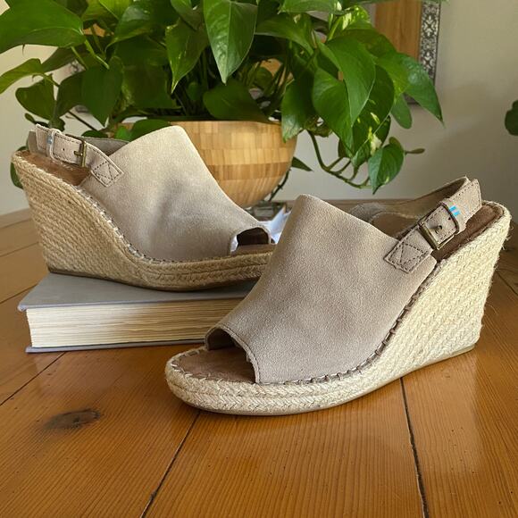 Toms Monica Suede Espadrille Slingback Wedge Sandals Desert Taupe EUC Womens 9.5 - Picture 3 of 10